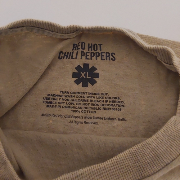 Red Hot Chili Peppers Graphic Tee - Brown - Picture 2 of 7